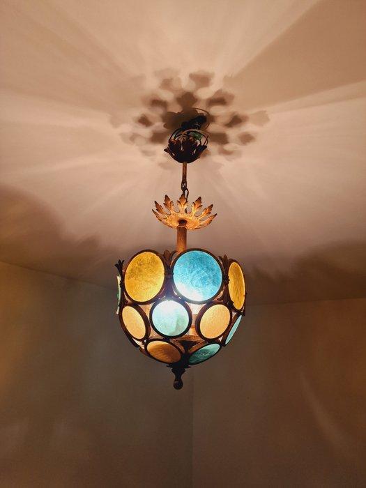 Hangende plafondlamp - gekleurd glas, ijzer, Antiek en Kunst, Curiosa en Brocante