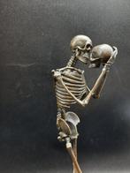 Beeld, Large Bronze Skeleton with Skull - 32 cm - Brons,