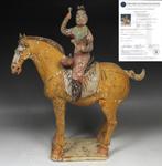 Oud Chinees, Tang-dynastie Aardewerk Beeldje van een paard