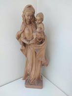 Snijwerk, Madonna mit Kind auf dem Arm - Handarbeit - 54 cm