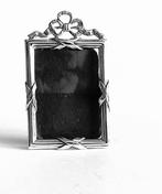 Fotolijstje met strik en kruisbanden - Lijst - .835 zilver, Antiek en Kunst