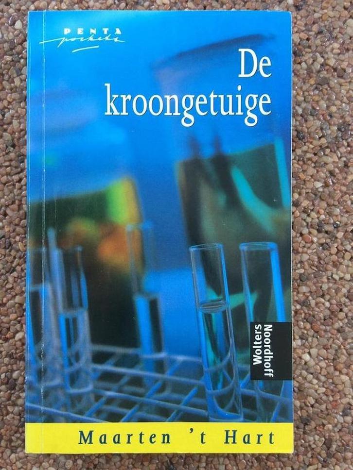 DE KROONGETUIGE 9789001552893 Maarten t Hart, Boeken, Romans, Gelezen, Verzenden