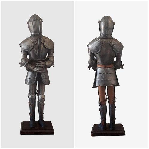 Sculpture, Armatura asburgica - Riproduzione - 1900 Ca -, Antiek en Kunst, Curiosa en Brocante