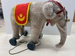 Steiff - Jouet Elefante su rotelle - 1950-1960 - Allemagne