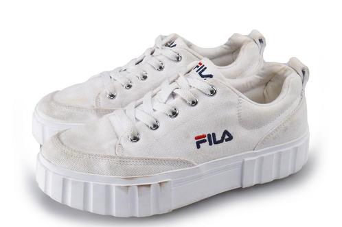 Fila best sale schoenen beige