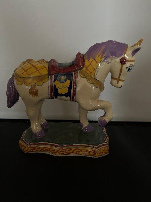 Beeld, Delfts polychroom circuspaard - 18 cm - Aardewerk, Antiek en Kunst, Antiek | Glaswerk en Kristal