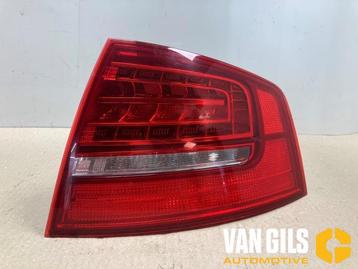 Achterlicht rechts Audi A8 O313366 beschikbaar voor biedingen