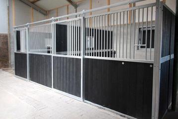 Paardenboxen | paardenstallen | paardenbox | stalwanden beschikbaar voor biedingen