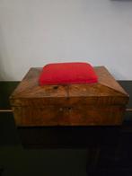 Naaidoos - Walnoot - geheime kassetten