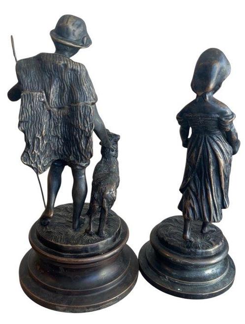 Sculpture, “Le Berger et la bergère signée Laurini - 28 cm -, Antiek en Kunst, Antiek | Keramiek en Aardewerk