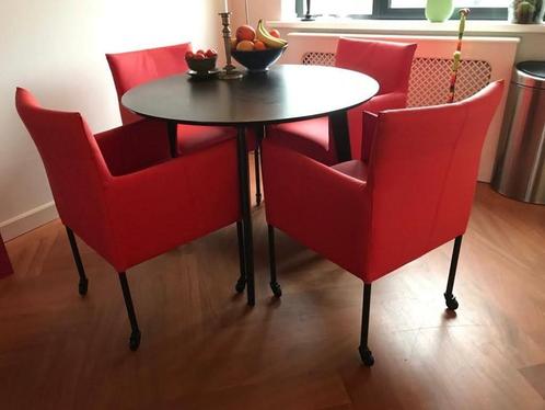 Set van 4 leren kuip eetkamerstoelen - met wieltjes - rood, Huis en Inrichting, Stoelen, Overige kleuren, Nieuw, Leer, Ophalen of Verzenden