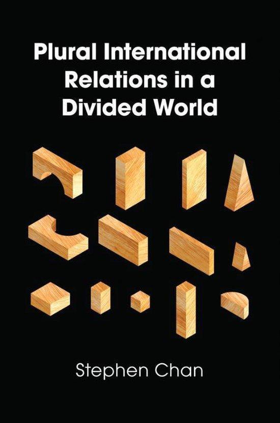 Plural International Relations in a Divided World, Livres, Langue | Anglais, Envoi