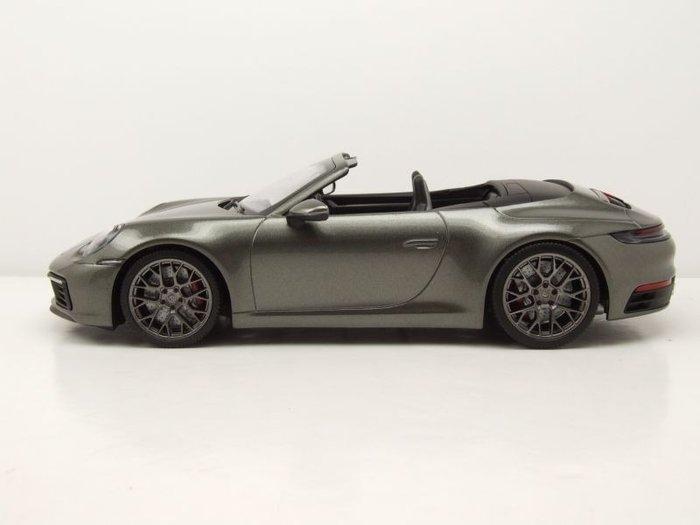 Minichamps 1:18 - Modelauto - Porsche 911 Carrera 4S, Hobby en Vrije tijd, Modelauto's | 1:5 tot 1:12