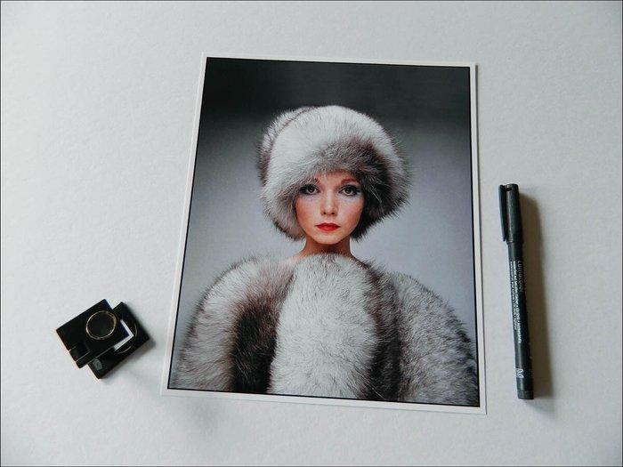 Barry Lategan - UK VOGUE Cover, Lesley Jones, Antiek en Kunst, Kunst | Designobjecten