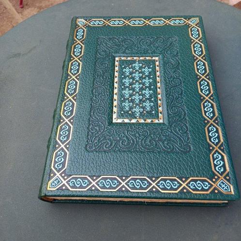 Lucy Boucher - The Tale of Merlin Manuscript by Lucy Boucher, Antiek en Kunst, Antiek | Boeken en Manuscripten