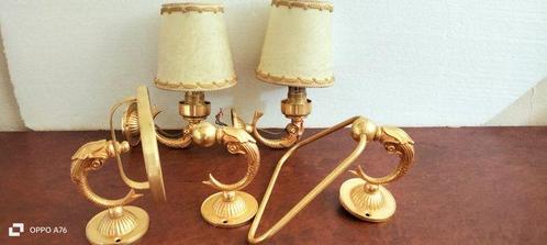 Wandlamp - Geelgoudkleurig staal was massief resistent. -, Antiek en Kunst, Curiosa en Brocante