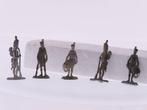 Tinnen soldaatjes, 2 sets van 2 soldaatjes en een enkele..., Hobby en Vrije tijd, Modelbouw | Figuren en Diorama's, Gebruikt, Ophalen of Verzenden