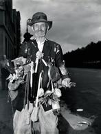 WEEGEE - The Walking Department Store New York, ca. 1940‘s, Antiek en Kunst, Kunst | Schilderijen | Modern