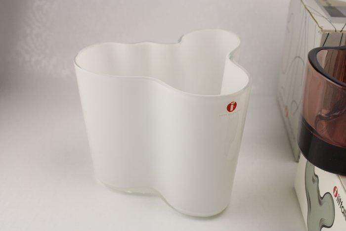 Iittala - Alvar Aalto - Vaas (5) - Glas - Drie vazen &, Antiek en Kunst, Antiek | Glaswerk en Kristal