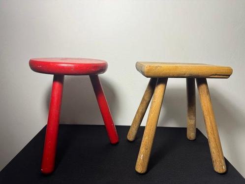 Kruk - Hout - Twee Vintage Houten Melkkrukken, Antiek en Kunst, Kunst | Designobjecten