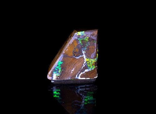 Superbe Opale Boulder - 17.15 ct – Australie beaux jeux de, Verzamelen, Mineralen en Fossielen