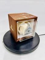 Vanessa Fodera (1981) - Automatic Luxury Watch Winder - ART, Antiek en Kunst