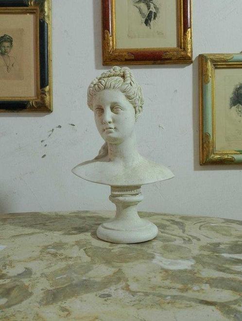 Buste, Busto di Proserpina - 32 cm - marmeren stof, Antiquités & Art, Curiosités & Brocante