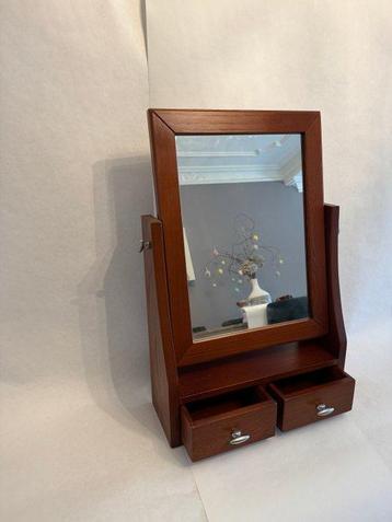 Coiffeuse - Beau meuble en cerisier (capuchon) avec miroir -