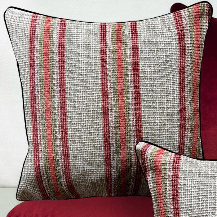 New set of 4 cushions. Two of them made with Colefax and, Antiquités & Art, Curiosités & Brocante