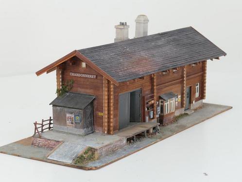 Spoor 0 Station Chardonneret (0 (1:45), Gebouw) (0 (1:45)), Hobby en Vrije tijd, Modelbouw | Figuren en Diorama's, Gebruikt, Ophalen of Verzenden