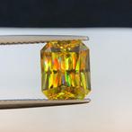 1 pcs Geel Titaniet - 4.17 ct - nternational Colored, Nieuw