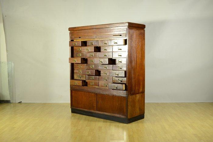 Commode - Chêne - 32 portes tambour Cassetti, Antiek en Kunst, Antiek | Wandborden en Tegels