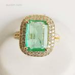 Ring van 3,91 ct smaragd en diamant, Bijoux, Sacs & Beauté, Pierres précieuses, Ophalen