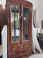 Vitrinekast - Kristal - Notenhoutfineer vitrine., Antiek en Kunst