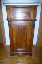 Kabinet (2) - Hout, Eik, Beuken - 2 Jugendstilkasten