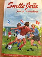 Snelle Jelle gaat op voetbalkamp 9789020666311 Gils, Boeken, Verzenden, Gelezen, Gils