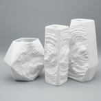 AK Kaiser - Manfred Frey - Vase (3) - Trio de Reliefs