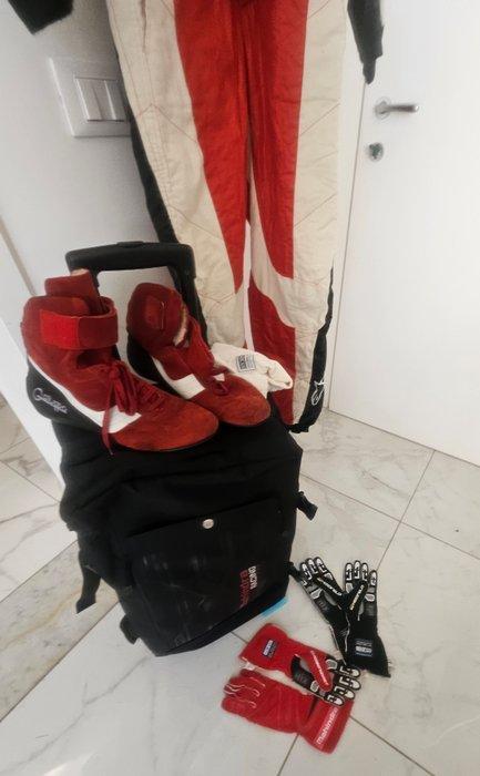 Mahindra formula E - Formula E - Nick Heidfeld - Teamkleding, Verzamelen, Automerken, Motoren en Formule 1