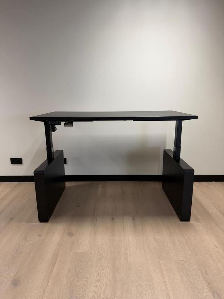 Zit Sta Bureau Met Wang - Elektrisch Verstelbaar - Nieuw, Huis en Inrichting, Bureaus, Stabureau, Zo goed als nieuw, Elektrisch