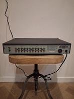 NAD - 114 voorversterker Voorversterker, Nieuw