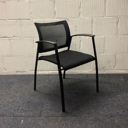 Tweedehands vergaderstoel 4 poot, met netwave rug - zwart, Huis en Inrichting, Stoelen, Zwart, Gebruikt, Eén, Kunststof