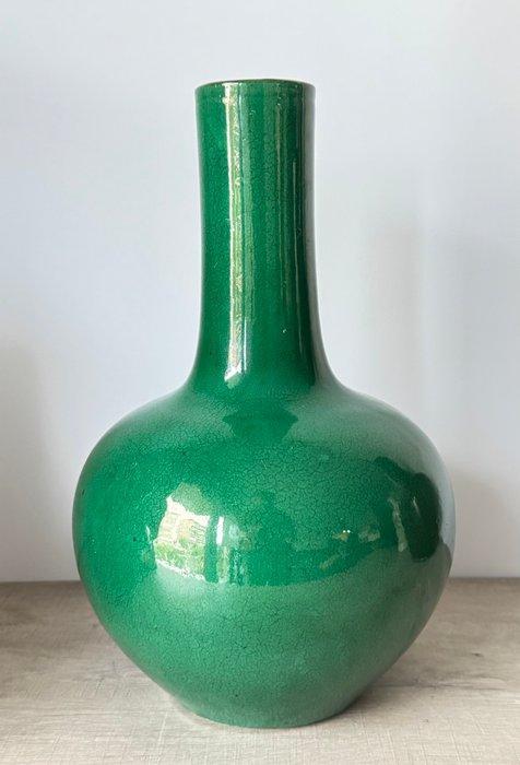 Vaas - Porselein - China - Qing Dynastie (1644-1911) - Appel, Antiek en Kunst, Antiek | Overige Antiek