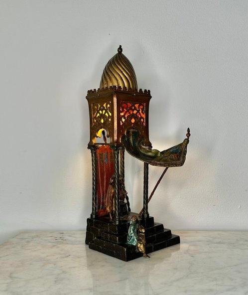 Franz Xavier Bergmann (1861-1936) - Tafellamp met beeldje -, Antiek en Kunst, Kunst | Designobjecten
