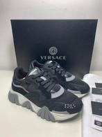 Versace - Sneakers - Taille : EU 41 - Neuf avec étiquette, Kleding | Heren, Schoenen, Nieuw