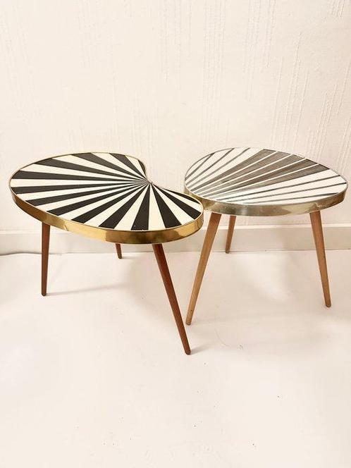 Bijzettafel - Hout, Messing, laminaat - Vertaal naar het, Antiek en Kunst, Kunst | Designobjecten