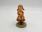 Hummel, Goebel - Beeldje - Boy with Calf, Girl with Lute &