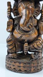 Beeld, massief suarhout. prachtige Ganesha in de bekende