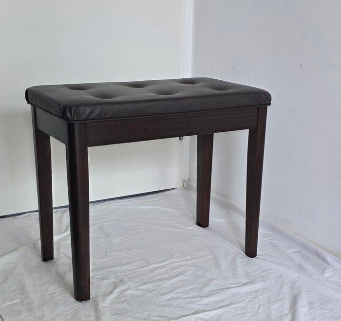 Chesterfield style - Stoel - Hout, Leder, Antiek en Kunst, Curiosa en Brocante