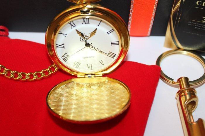 James Bond, 007 - 24K Gold Plated Pocket Watch & Bullet, Verzamelen, Film en Tv
