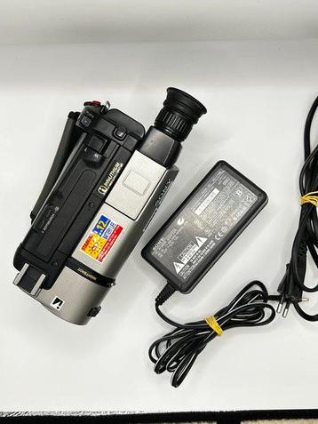 Sony Handycam CCD-TRV65E – Vidéo 8 Hi8 avec zoom 72x Hi8 beschikbaar voor biedingen